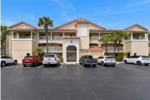 452 Bouchelle Drive 303 New Smyrna Beach, FL 32169 - MLS#A11984682