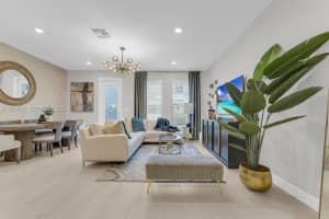 8351 Nw 7th Ct, Plantation