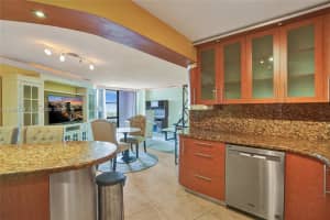 800 Parkview Dr 911 Hallandale Beach, FL 33009 - MLS#A11984739