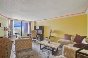 800 Parkview Dr 911 Hallandale Beach, FL 33009 - MLS#A11984739