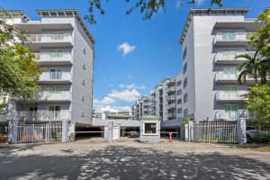 2475 Nw 16th St Rd 211 Miami, FL 33125 - MLS#A11984740