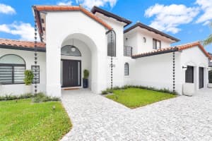 7993 Nw 161st Ter Miami Lakes, FL 33016 - MLS#A11984743