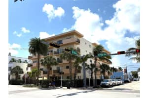 1150 Collins Ave 301, Miami Beach