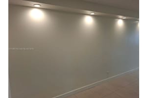 301 Golden Isles Dr 110 Hallandale Beach, FL 33009 - MLS#A11984749