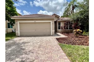 11854 8th St , Pembroke Pines, FL 33025 - MLS#A11984761