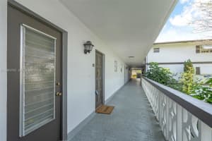 1101 Hillcrest Ct 206 Hollywood, FL 33021 - MLS#A11984762