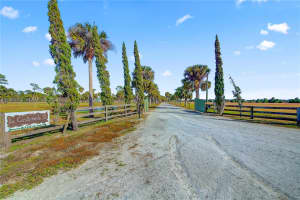 30003 Sw Martin Hwy Okeechobee, FL 34974 - MLS#A11984766