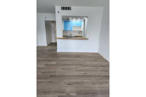 520 Brickell Key Dr , Miami, FL 33131 - MLS#A11984777