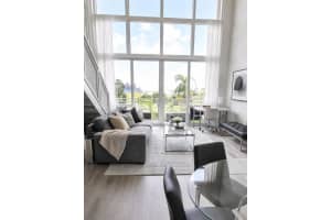 253 Ne 2nd St 433, Miami