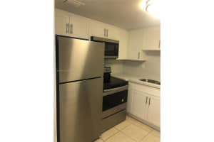 9355 Fontainebleau Blvd C110 Miami, FL 33172 - MLS#A11984795