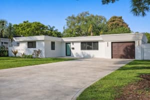 10910 Ne 9th Ct, Biscayne Park