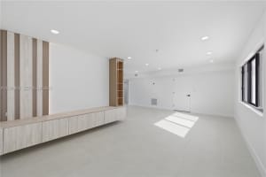 10910 NE 9th Ct, Biscayne Park, FL 33161, - MLS#A11984805