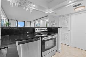 3675 N Country Club Dr 1907 Aventura, FL 33180 - MLS#A11984822