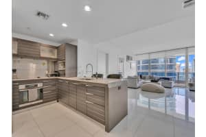 200 Biscayne Boulevard Way 3603 Miami, FL 33131 - MLS#A11984823