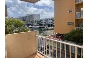 3522 Ne 171st St 206 North Miami Beach, FL 33160 - MLS#A11984833