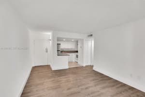 4325 NW S Tamiami Canal Dr #306, Miami, FL 33126, - MLS#A11984856