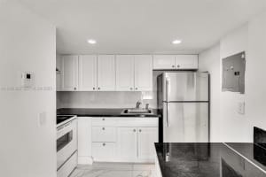 4335 NW S Tamiami Canal Dr #304, Miami, FL 33126, - MLS#A11984862