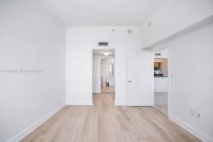 1750 N Bayshore Dr 3811 Miami, FL 33132 - MLS#A11984888