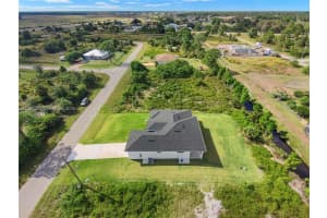 1027 Kirkwood St Lehigh Acres, FL 33974 - MLS#A11984889