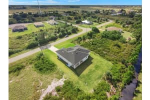 1027 Kirkwood St Lehigh Acres, FL 33974 - MLS#A11984889