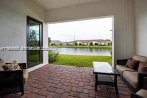 7637 Blue Spring Dr , Parkland, FL 33067 - MLS#A11984955