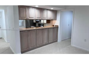 1703 Whitehall Dr 104 Davie, FL 33324 - MLS#A11984966