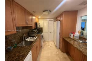 240 Lakeview Dr 308 Weston, FL 33326 - MLS#A11984967