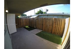 1204 Ne 5th Ter 1 Fort Lauderdale, FL 33304 - MLS#A11985002