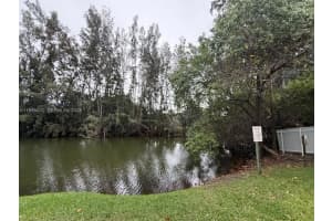 5100 Sw 64th Ave 202 Davie, FL 33314 - MLS#A11985012