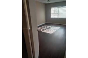 8290 Lake Dr 509 Doral, FL 33166 - MLS#A11985021