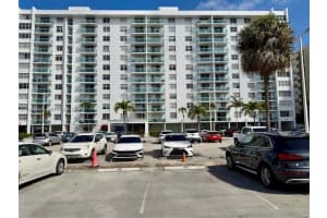 2841 Ne 163rd St 306 North Miami Beach, FL 33160 - MLS#A11985035