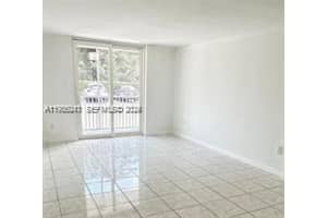 16950 W Dixie Hwy A128 Hwy A128 North Miami Beach, FL 33160 - MLS#A11985043