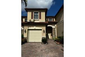 3397 W 94th Ter, Hialeah