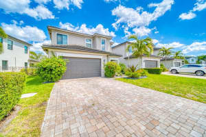 6114 Yerba Buena Ct, Lake Worth