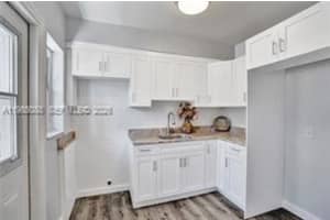 1624 Ne 109th St N Miami, FL 33161 - MLS#A11985088