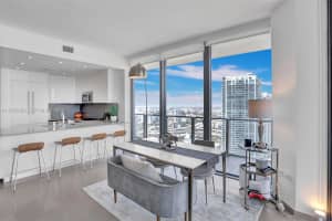 88 SW 7th St Apt 3511, Miami, FL 33130, - MLS#A11985090