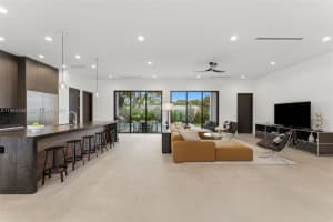 301 Ne 27th Dr, Wilton Manors