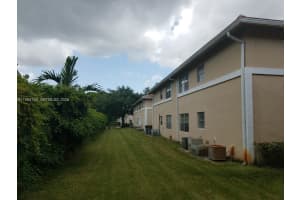 10040 Twin Lakes Dr 37-a Coral Springs, FL 33071 - MLS#A11985148