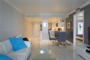 4301 Collins Ave APT 902, Miami Beach, FL 33140, - MLS#A11985192