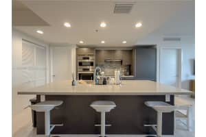 7825 NW 107th Ave Apt 301, Doral, FL 33178, - MLS#A11985194