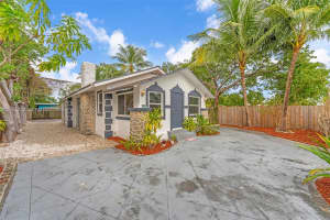 1621 Nw 55th St Miami, FL 33142 - MLS#A11985202