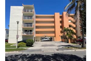 3615 Ne 167th St 301, North Miami Beach