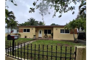 880 Nw 129th St North Miami, FL 33168 - MLS#A11985240