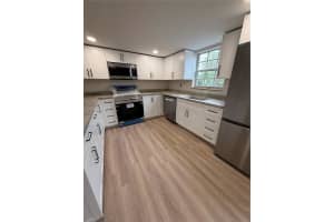 370 Flagami Blvd Miami, FL 33144 - MLS#A11985255