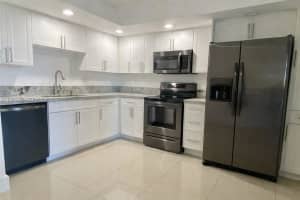 8520 Sw 133rd Ave Rd 112, Miami