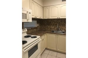 9467 76th St , Miami, FL 33173 - MLS#A11985305