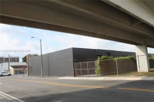 601 Nw 11th St Miami, FL 33136 - MLS#A11985308