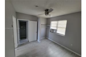 1720 NW 1st Pl #8, Miami, FL 33136, - MLS#A11985316