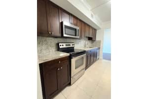 7051 Environ Blvd 632 Lauderhill, FL 33319 - MLS#A11985361