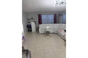 571 Nw 107th Ave 205, Miami